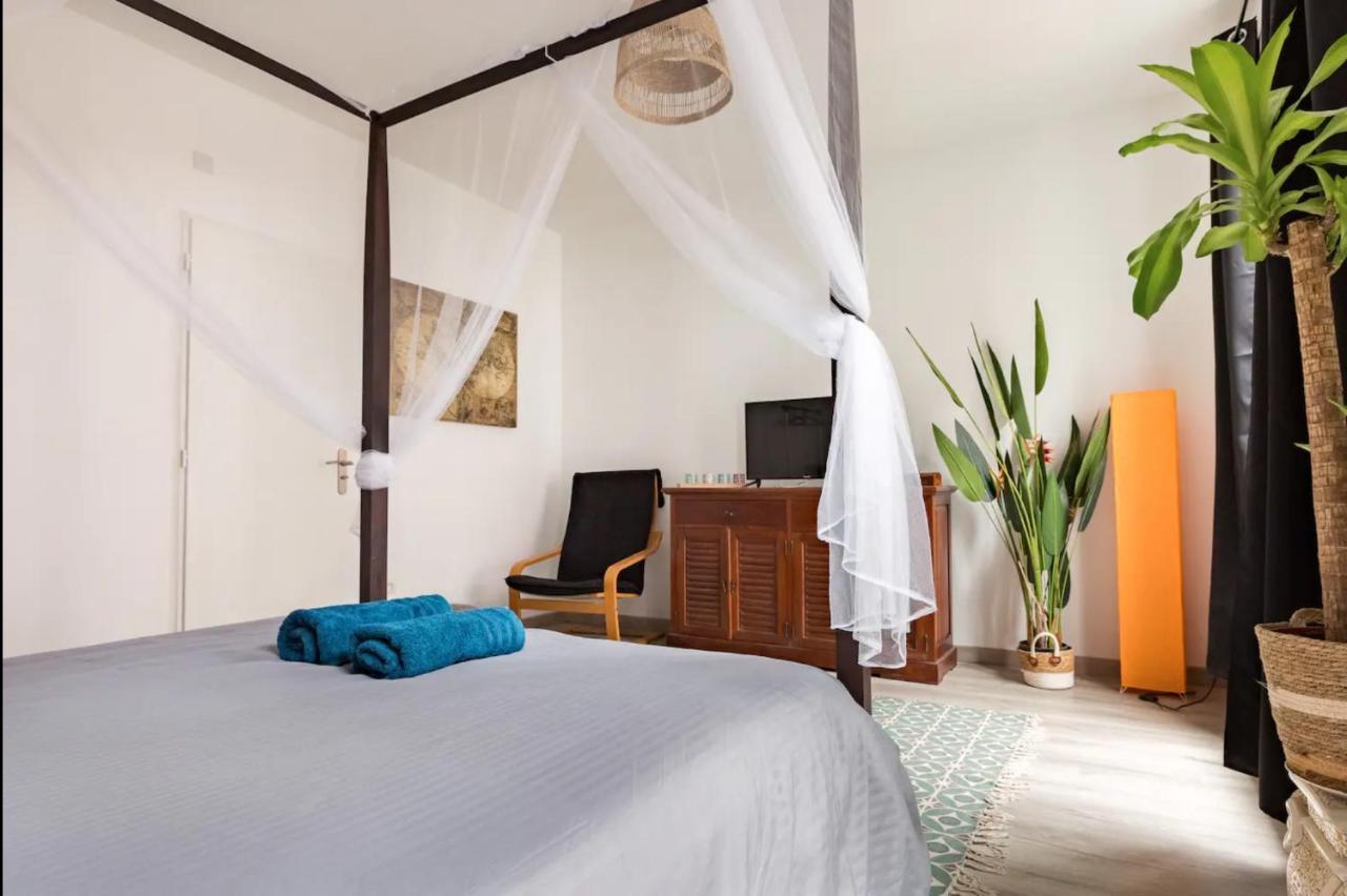Apt A Africa, 30M2, Centre, Balcon ヴァランシエンヌ エクステリア 写真